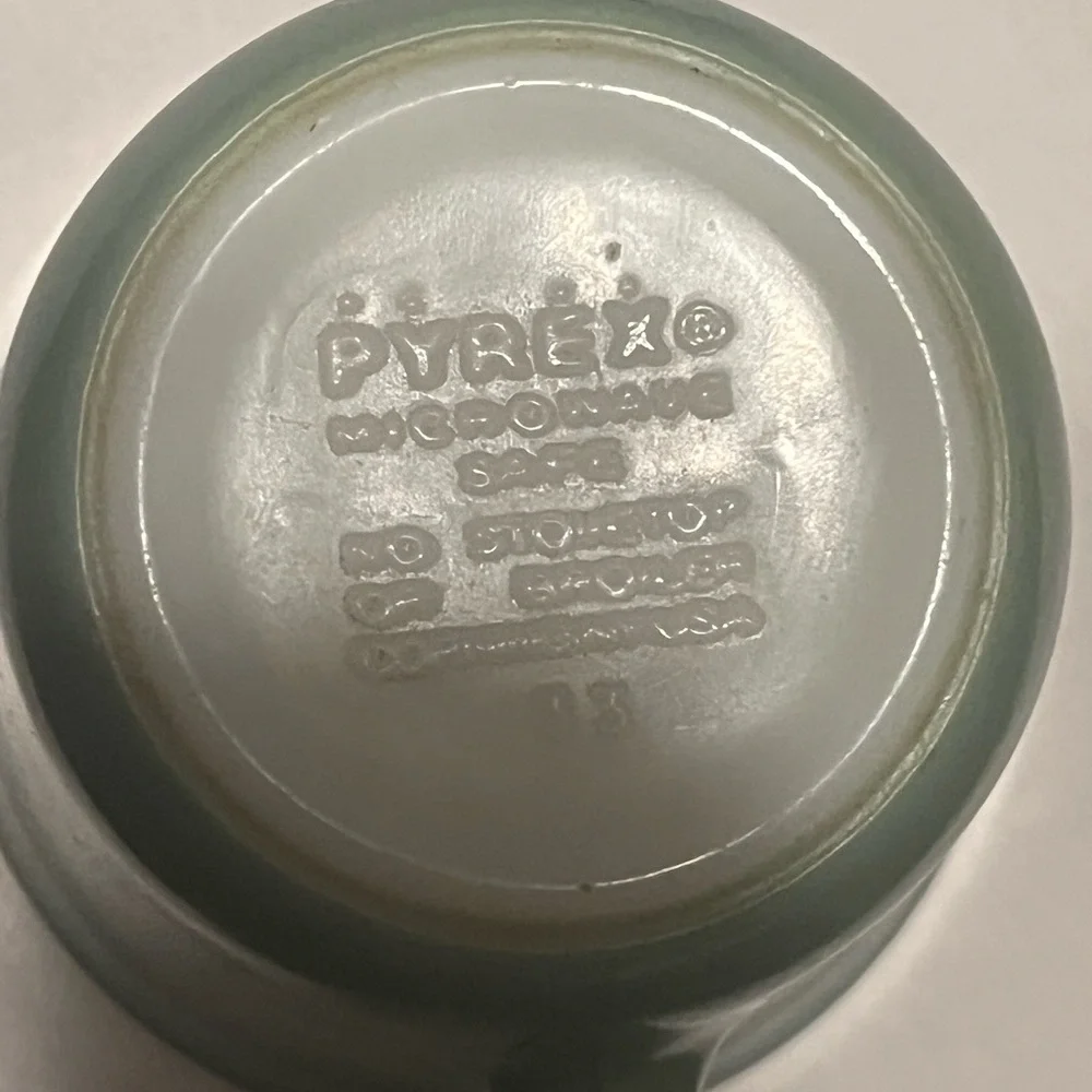 Vintage teal Pyrex coffee cups. Set of six. - Picture 3 of 3